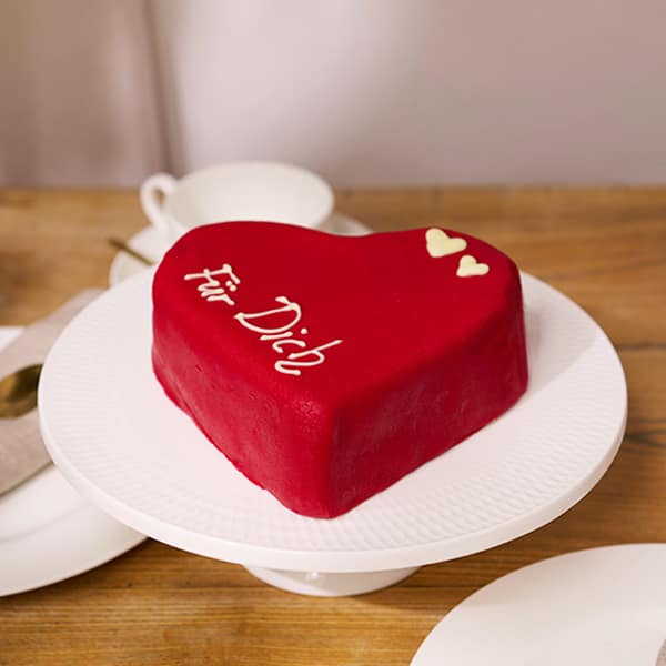 Confectioners Heart Cake - Fur Dich